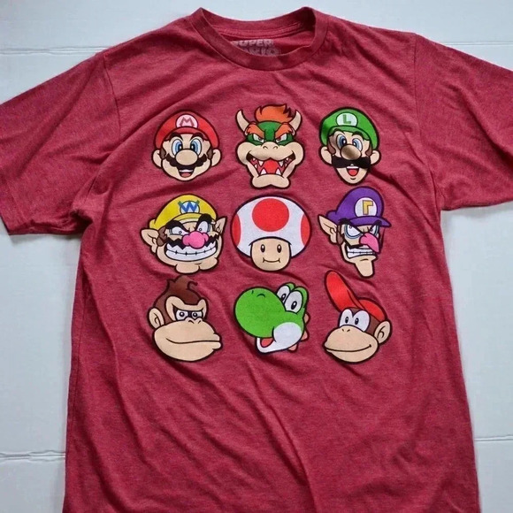 Super Mario Tee  Shirt - Picture 2 of 6